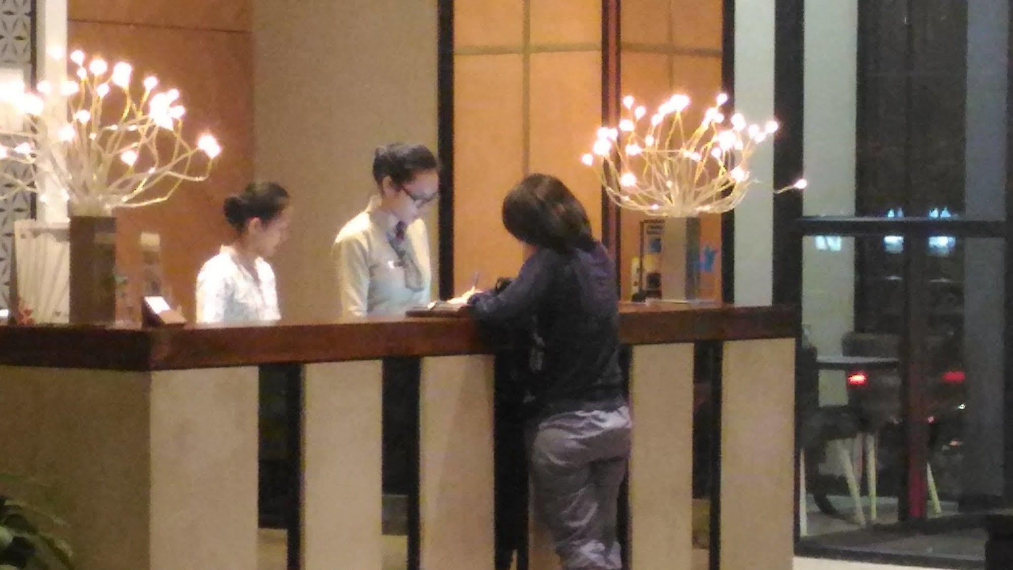 Grand Kangen Hotel Urip Sumoharjo Yogyakarta Luaran gambar