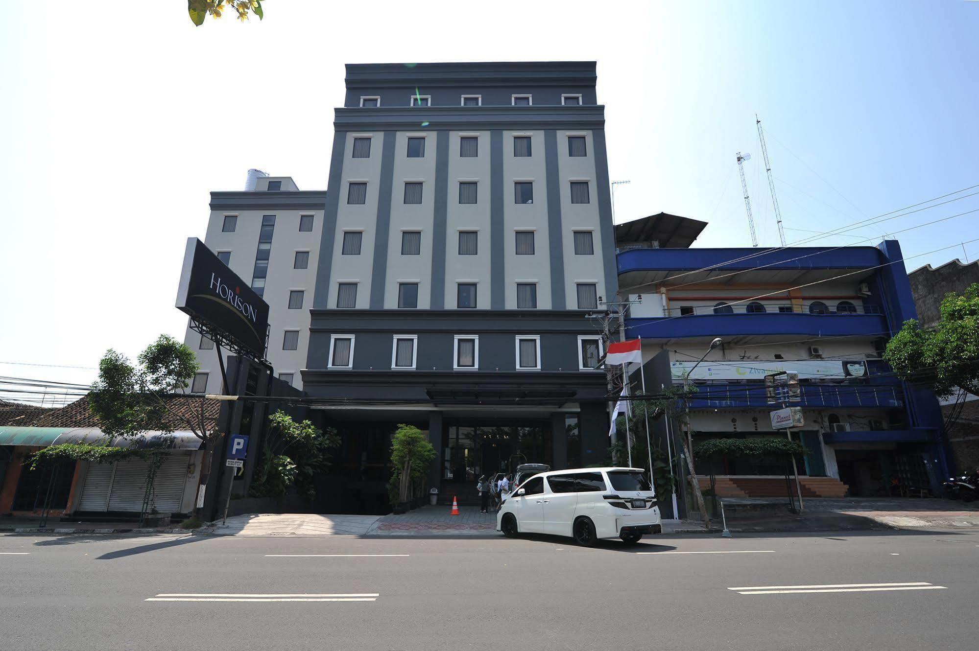 Grand Kangen Hotel Urip Sumoharjo Yogyakarta Luaran gambar